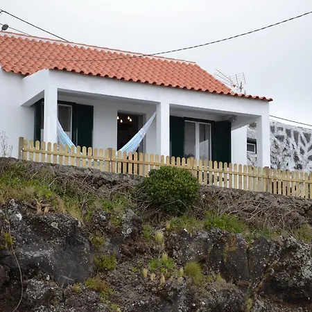 Holiday home Casinha De Muda Da Feteira Angra do Heroismo